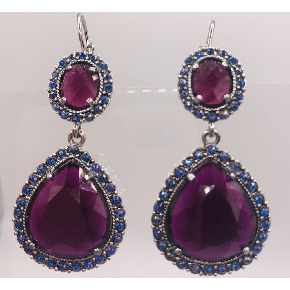 VINTAGE SIGNED AVON NR ORNATE PURPLE FACETED STONE EARRINGS DANGLE